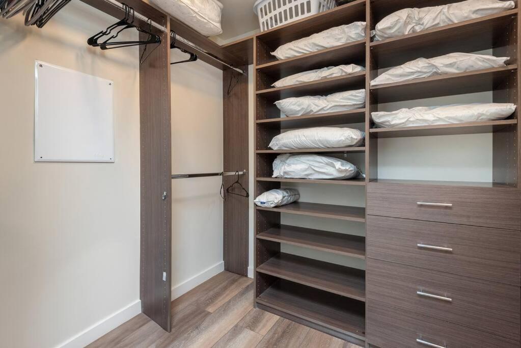 Luxurious Penthouse In Beverly Hills - Sleeps 10 ลอสแอนเจลิส ภายนอก รูปภาพ