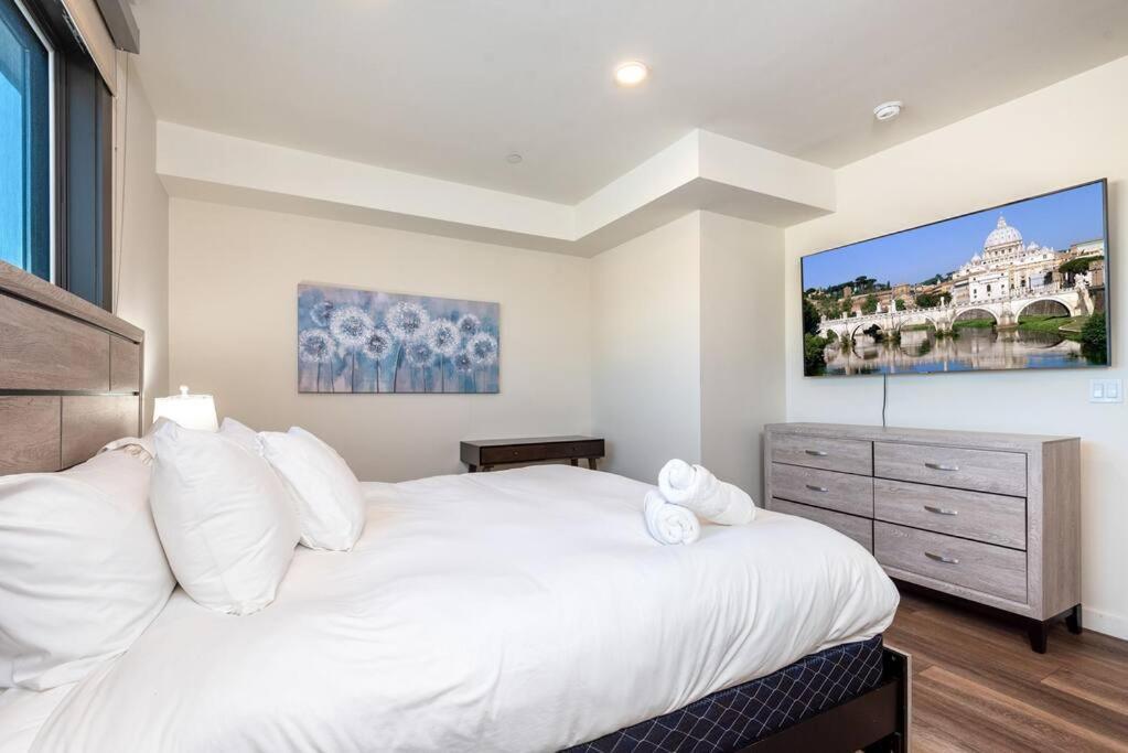 Luxurious Penthouse In Beverly Hills - Sleeps 10 ลอสแอนเจลิส ภายนอก รูปภาพ