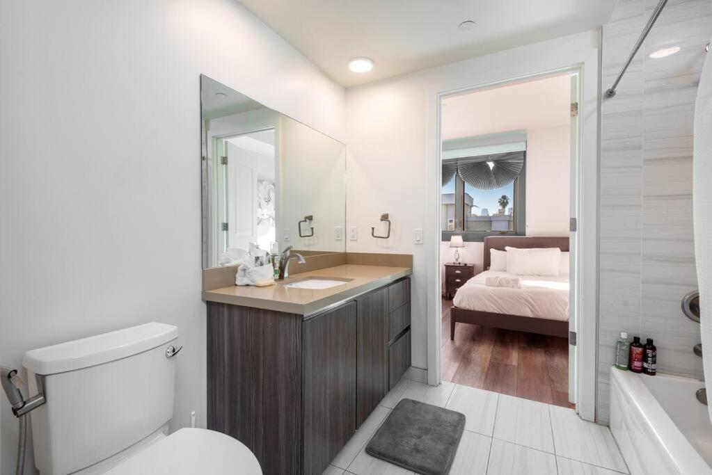 Luxurious Penthouse In Beverly Hills - Sleeps 10 ลอสแอนเจลิส ภายนอก รูปภาพ