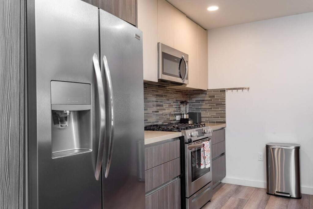 Luxurious Penthouse In Beverly Hills - Sleeps 10 ลอสแอนเจลิส ภายนอก รูปภาพ