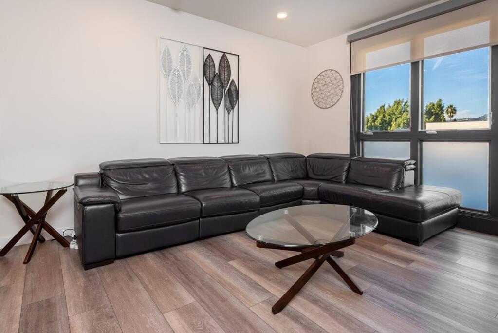 Luxurious Penthouse In Beverly Hills - Sleeps 10 ลอสแอนเจลิส ภายนอก รูปภาพ